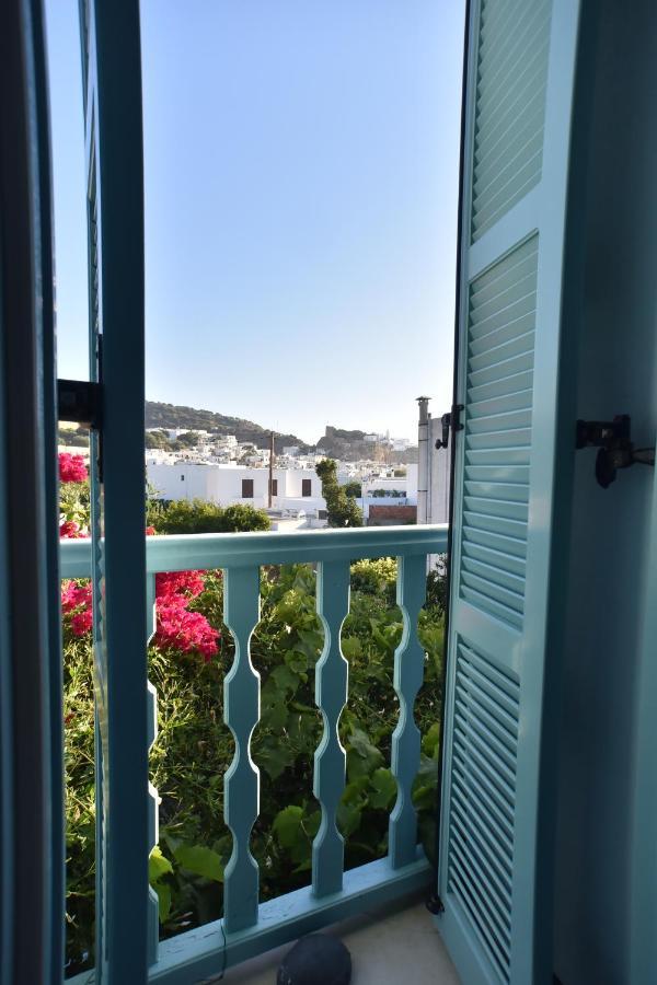 Traditional House By The Sea Mandrákion Exterior foto