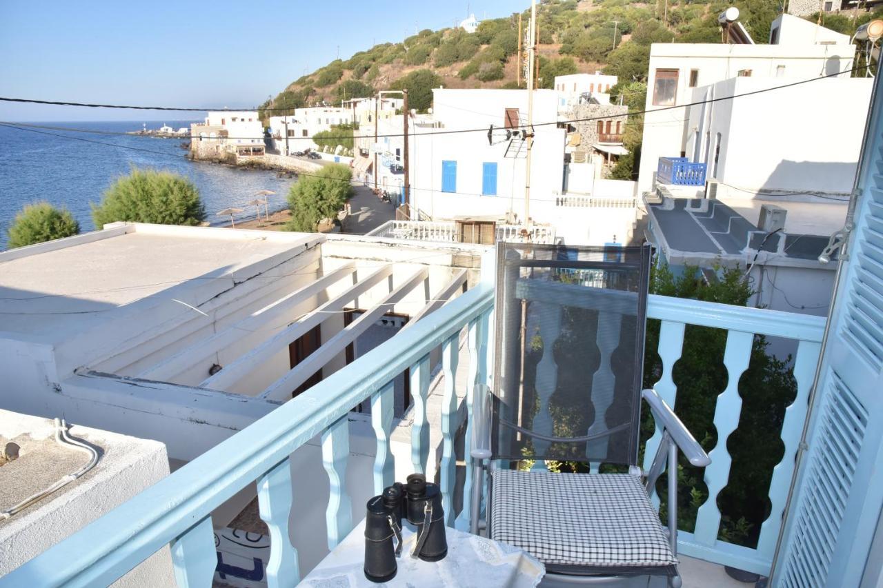 Traditional House By The Sea Mandrákion Exterior foto