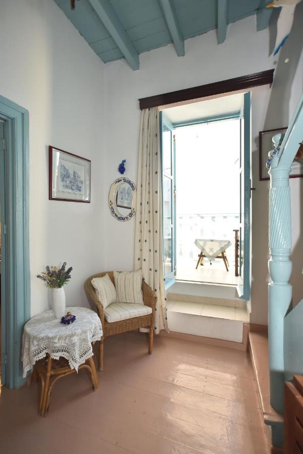 Traditional House By The Sea Mandrákion Exterior foto