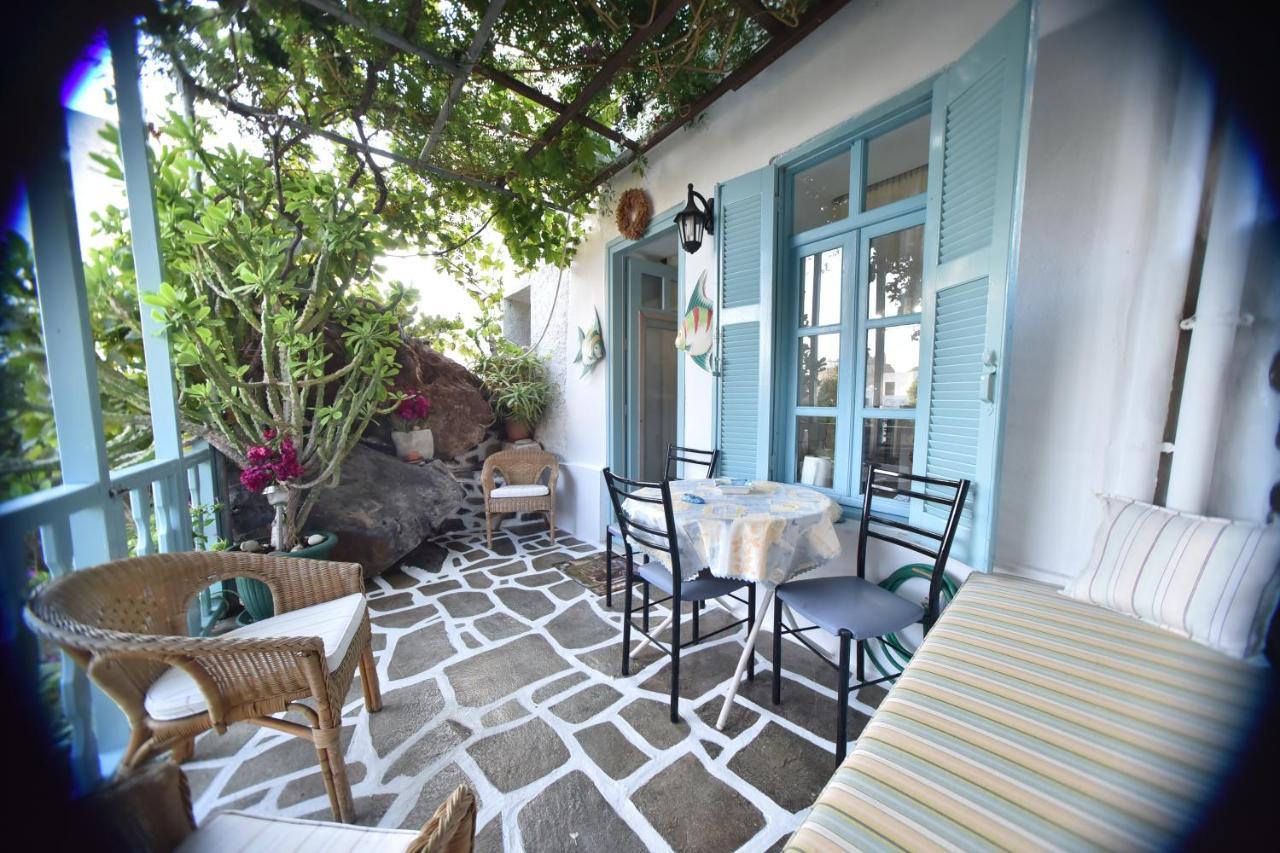 Traditional House By The Sea Mandrákion Exterior foto